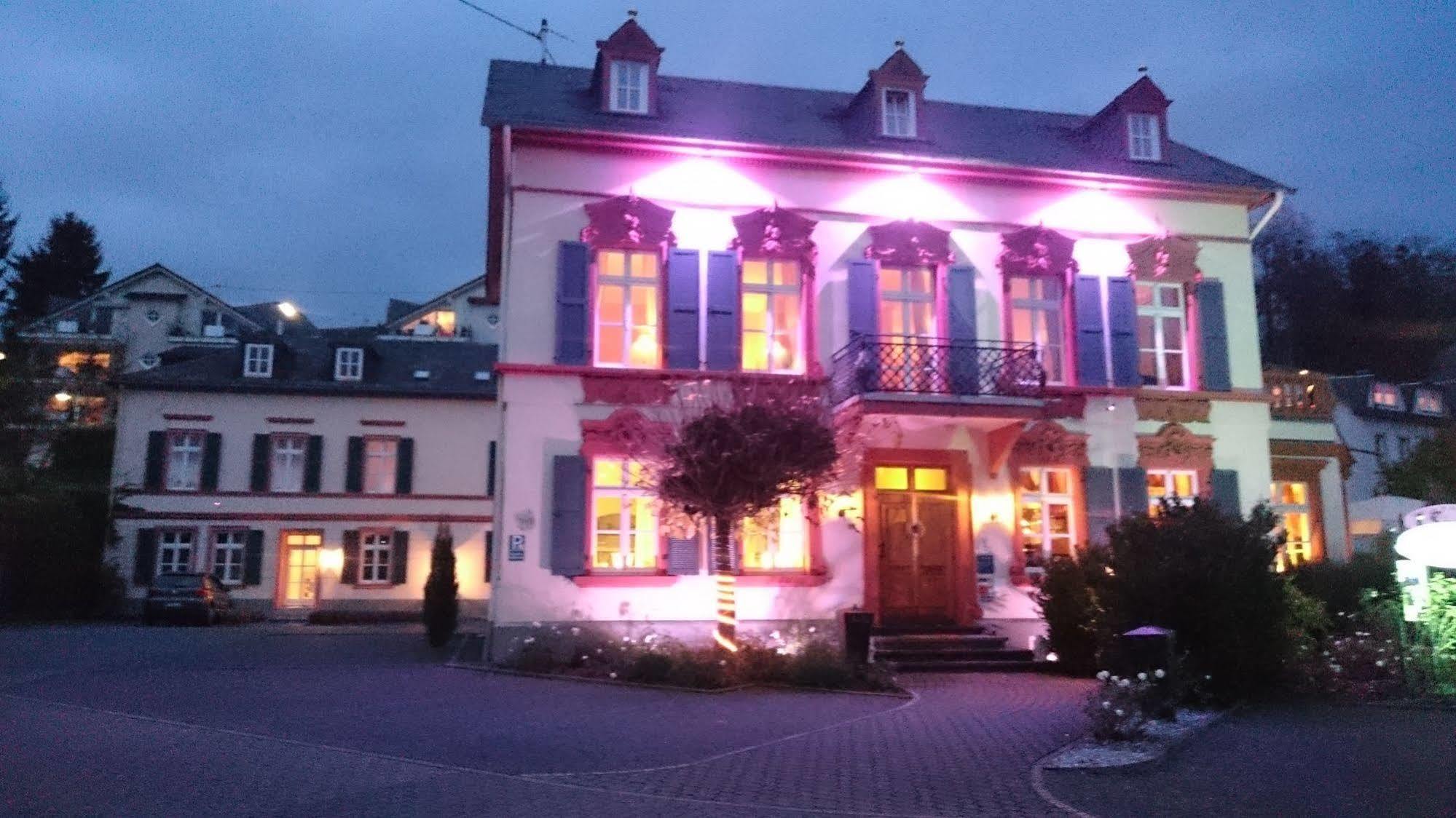 Romantik Hotel Villa Sayn Бендорф Екстериор снимка