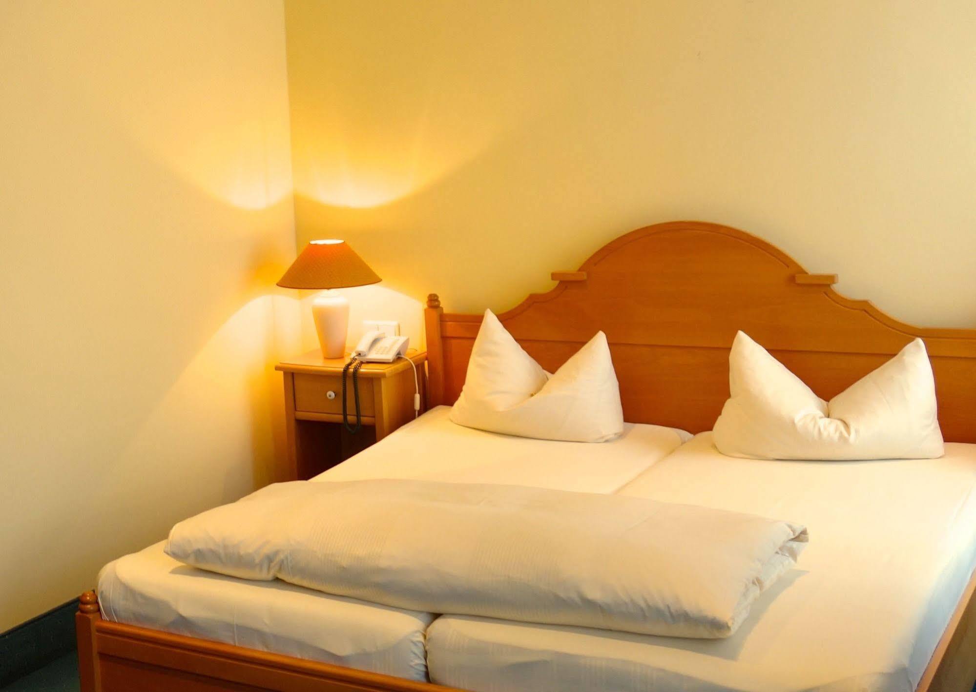 Romantik Hotel Villa Sayn Бендорф Екстериор снимка