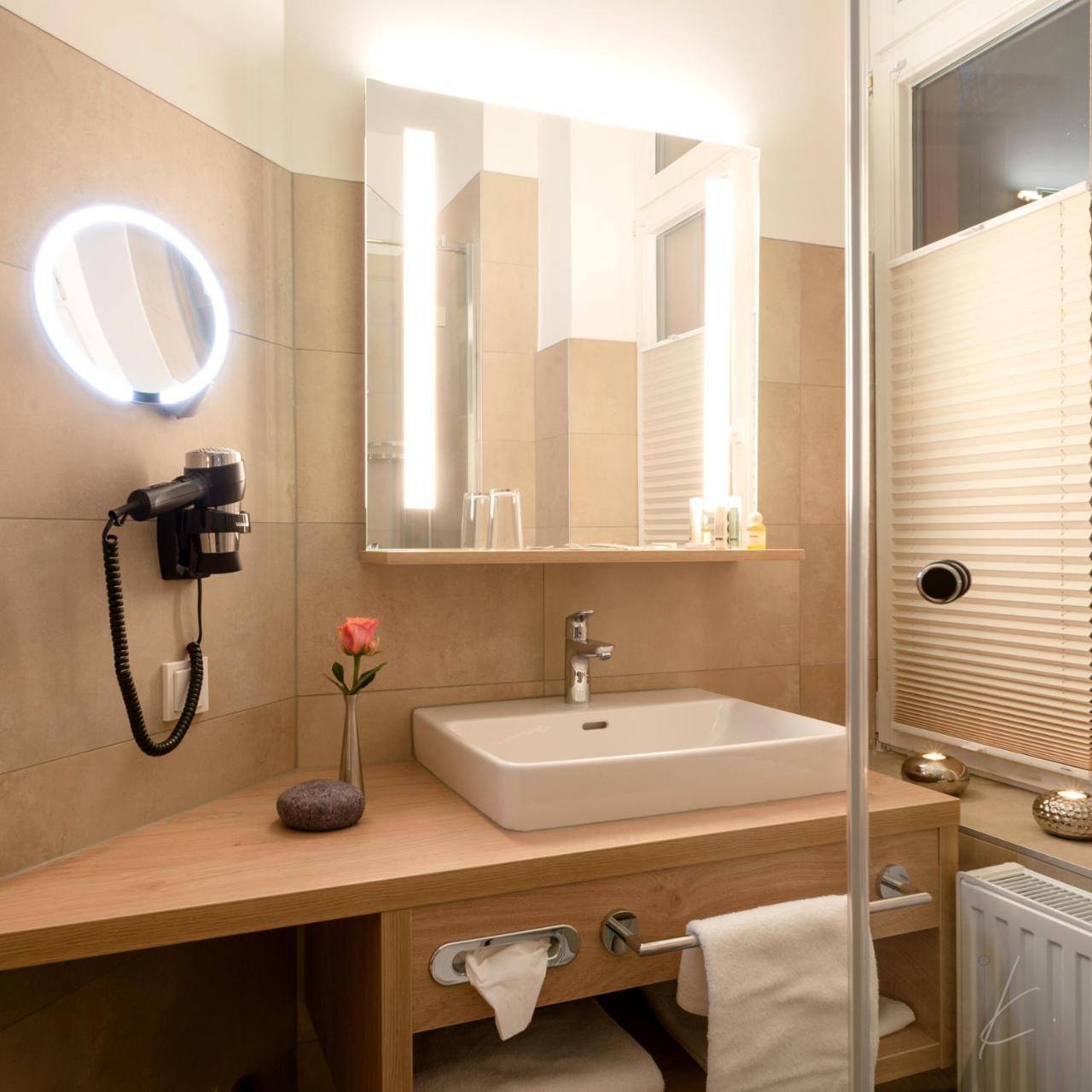 Romantik Hotel Villa Sayn Бендорф Екстериор снимка